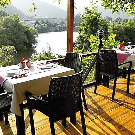 River Hotell