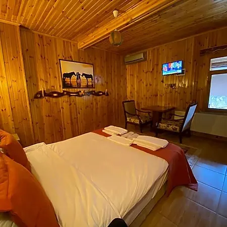 River Hotell *